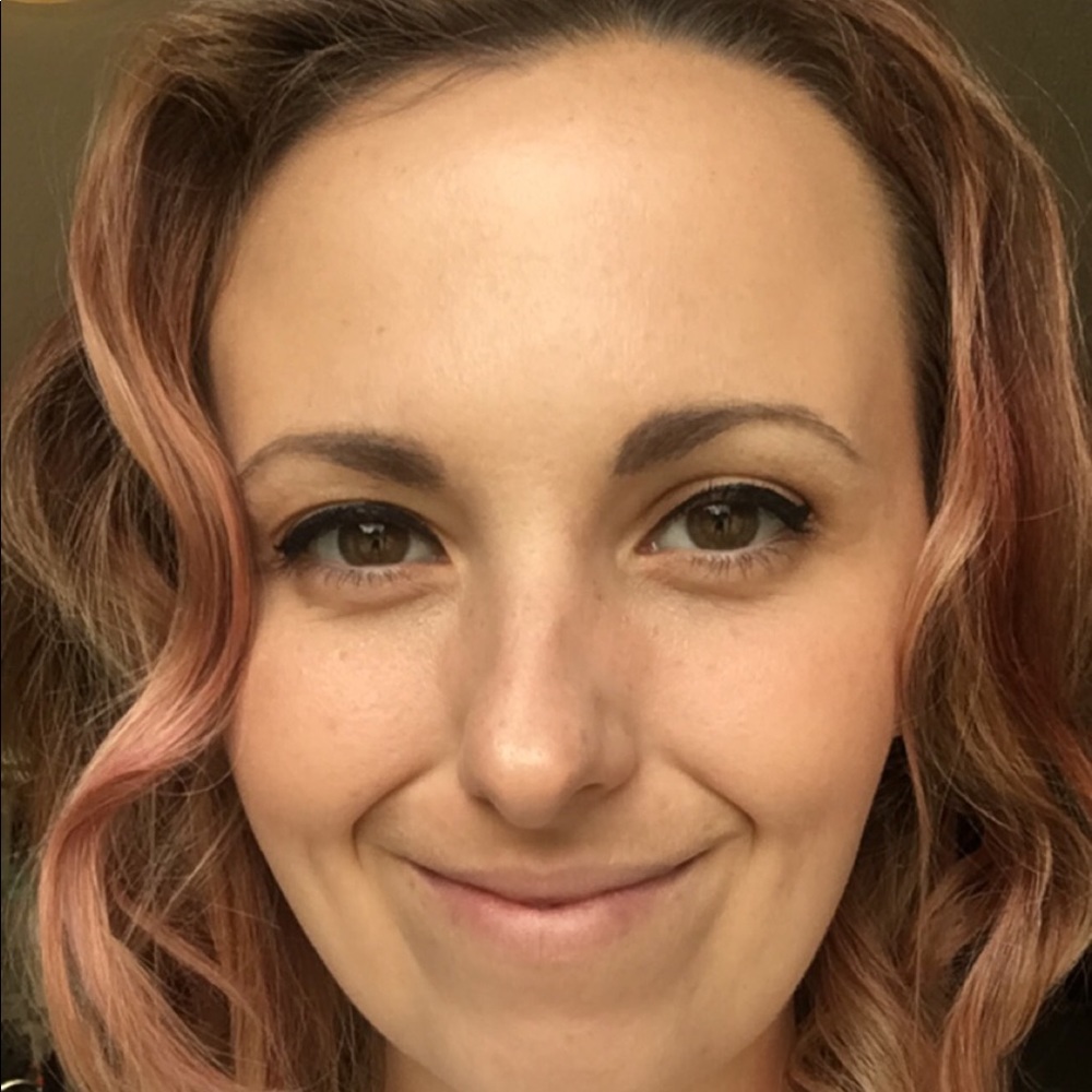 Meet your Posher, Ashleigh